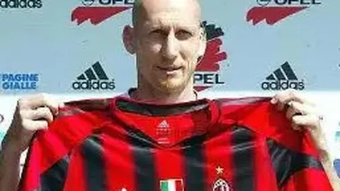 “中韩对决新加坡裁判执哨，日本裁判曾受邀中超执法”